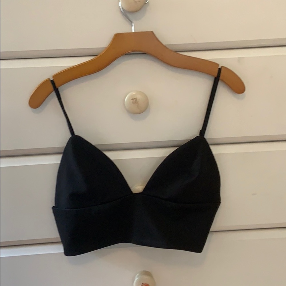 Cropped bra top